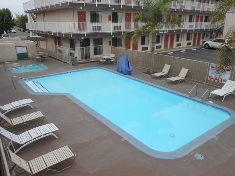 Motel 6-Fresno, Ca - Yosemite Hwy Exterior foto